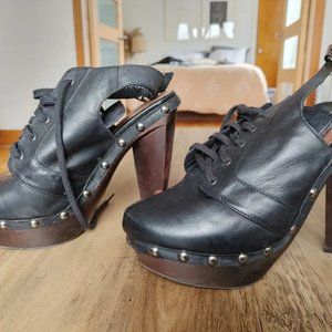 Aldo high heel shoes